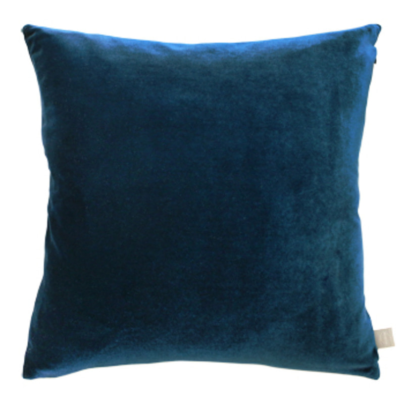 velvet-turquoise cushion